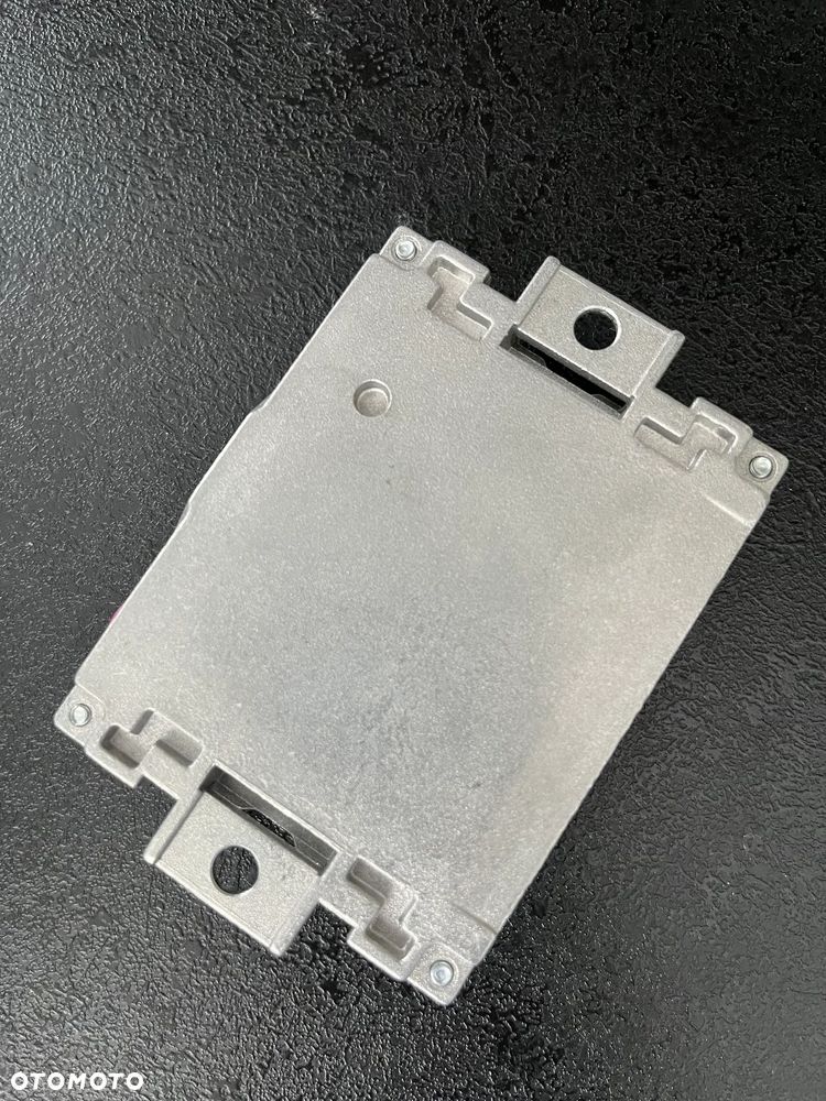 VW PASSAT B8 FL WZMACNIACZ ANTENY 4N0035456D - 3