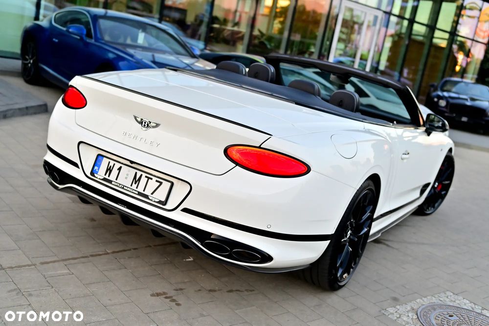 Bentley Continental GT - 40