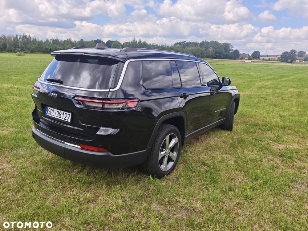 Jeep Cherokee - 4