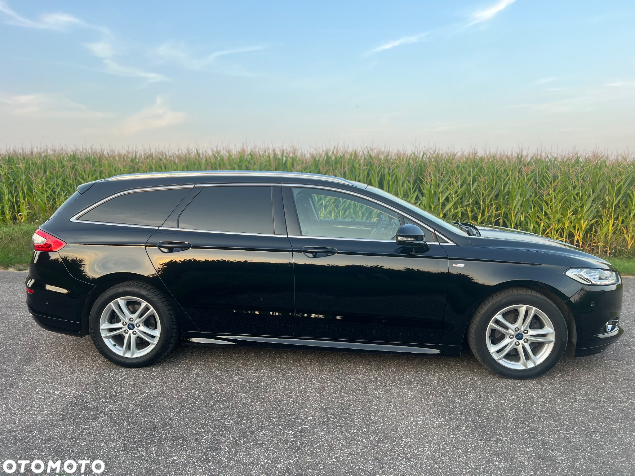 Ford Mondeo 2.0 TDCi ST-Line PowerShift - 8