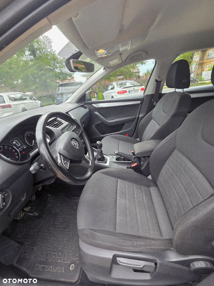 Skoda Octavia 2.0 TDI Style - 11