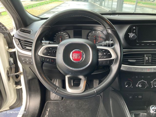 Fiat Tipo 1.3 M-Jet Street — fotografia 12
