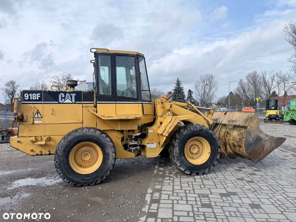 Caterpillar 918F - 11
