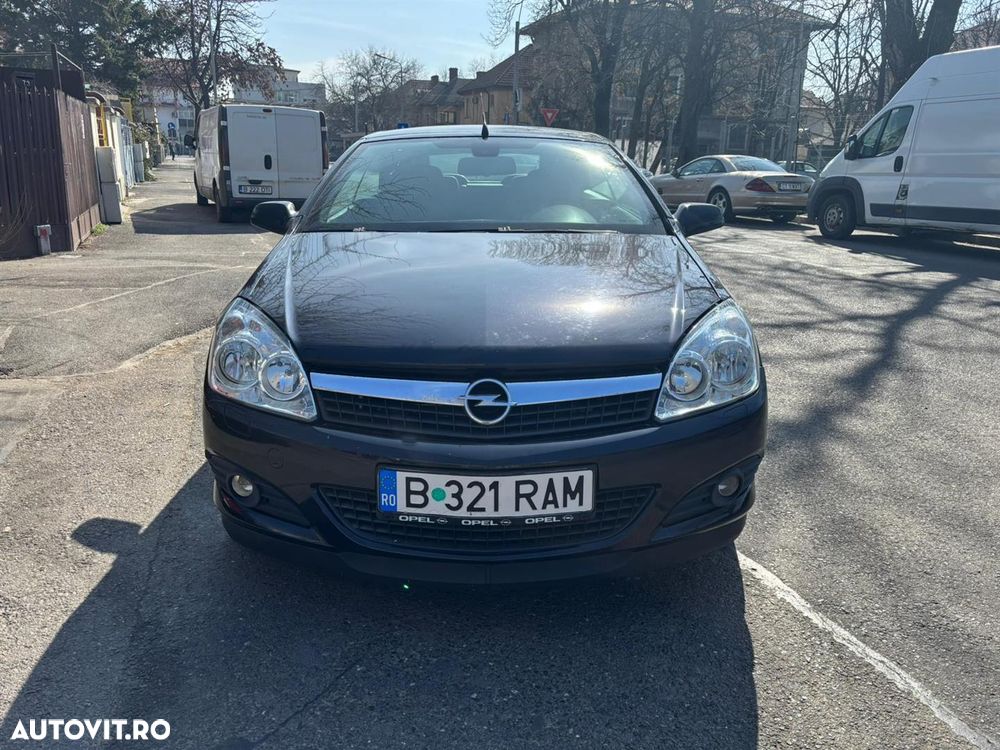 Opel Astra 1.9 CDTI Cosmo - 2