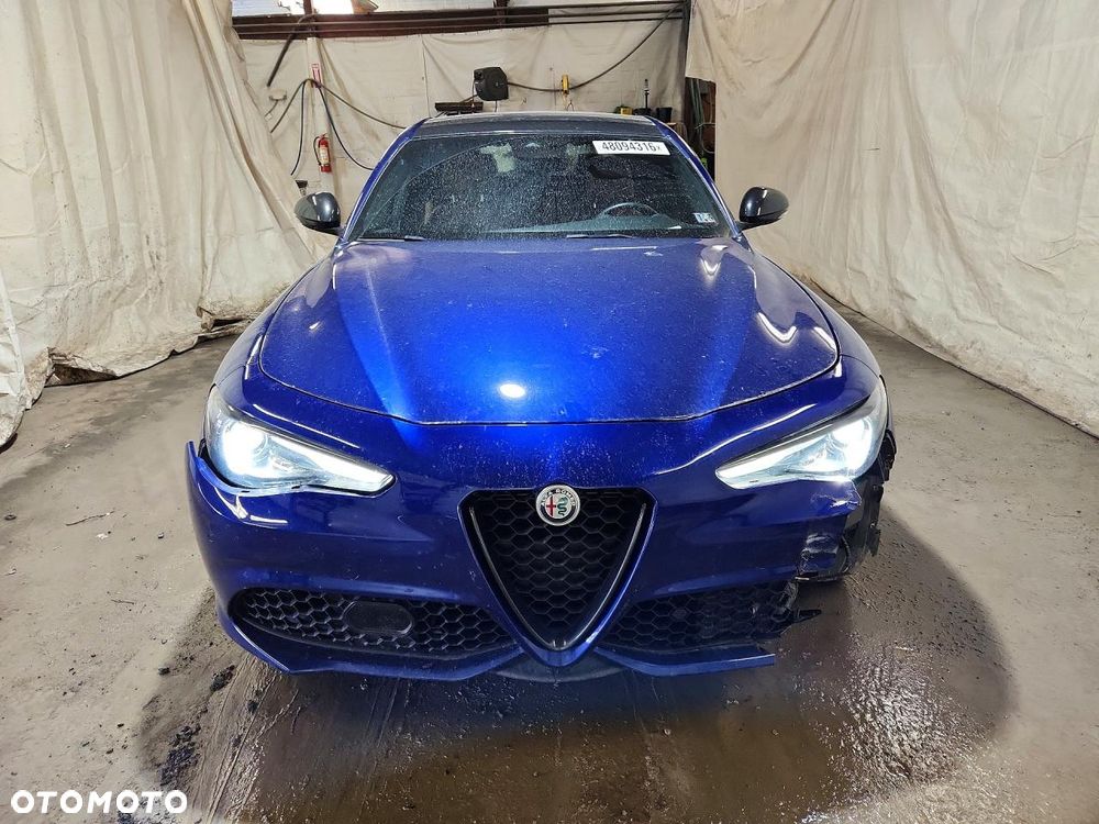 Alfa Romeo Giulia 2.0 Turbo 16V AT8 Veloce - 6