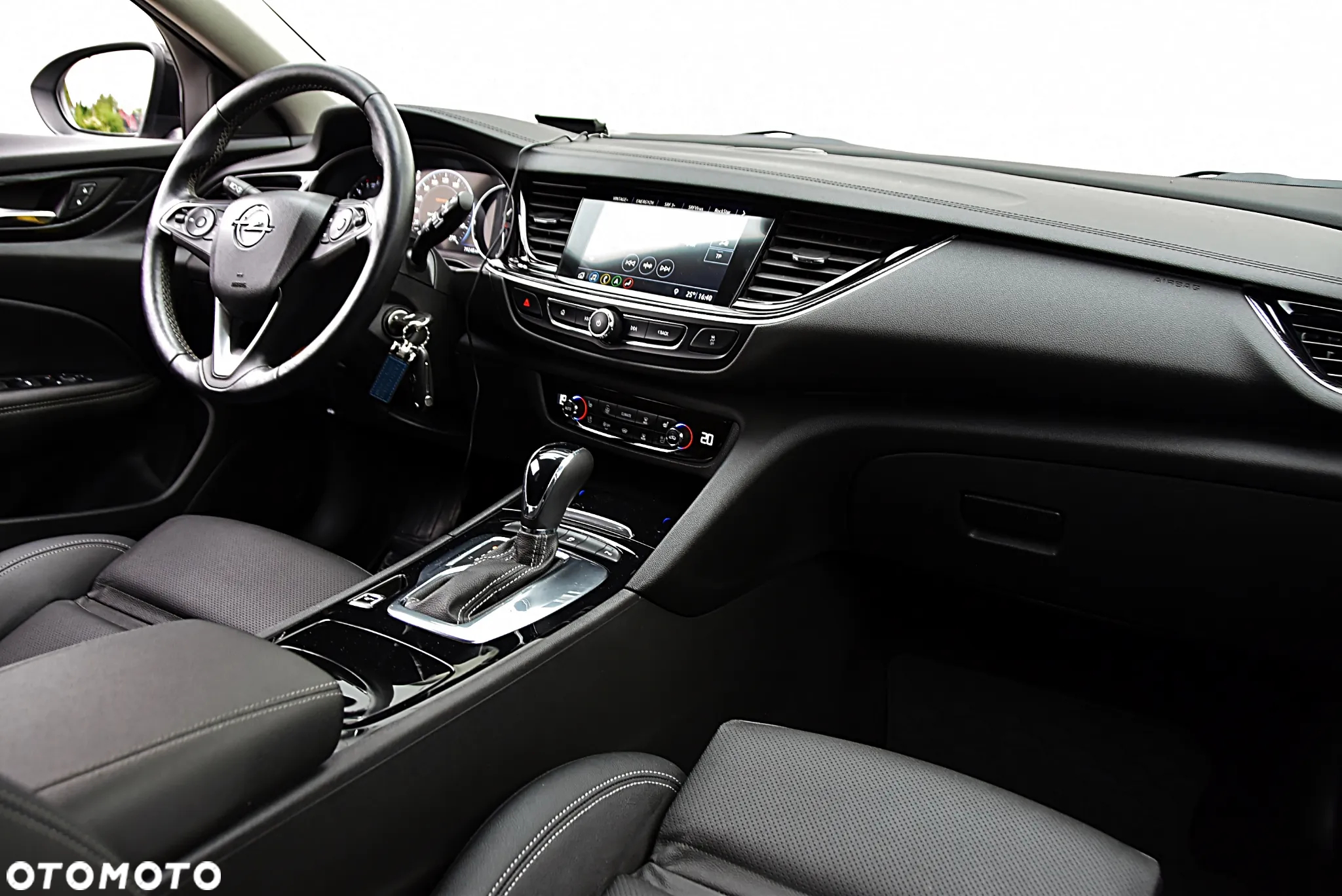 Opel Insignia Grand Sport 2.0 BiTurbo D 4x4 Automatik Innovation - 12