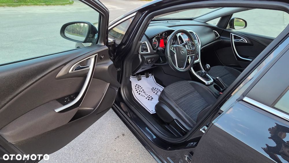 Opel Astra 1.6 Sport - 23