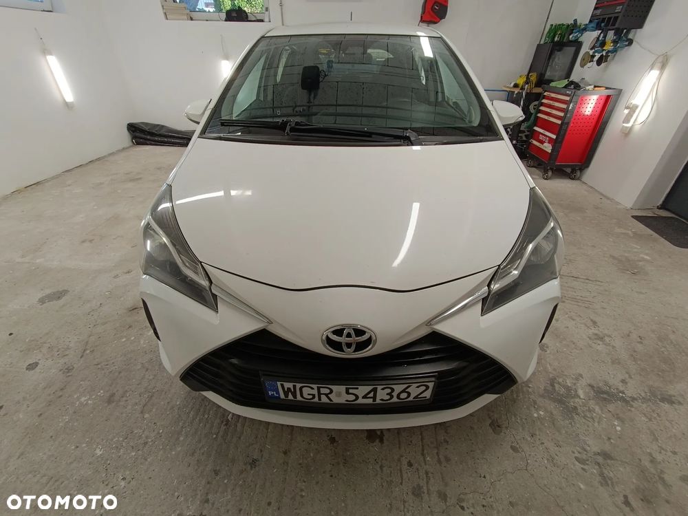 Toyota Yaris 1.0 Life EU6 - 8