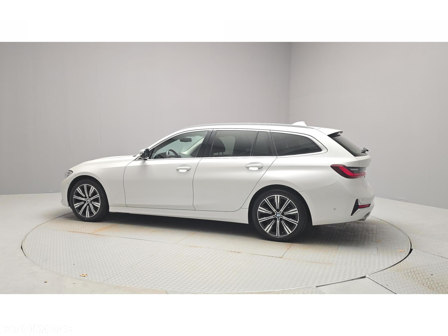 BMW Seria 3 320d xDrive Luxury Line - 3