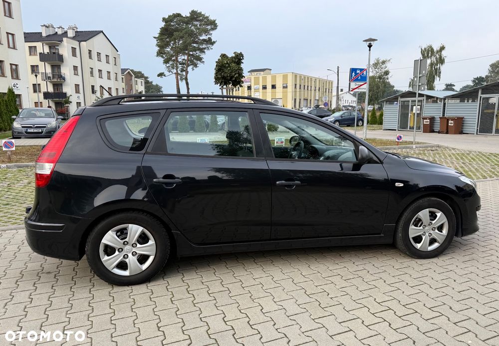 Hyundai i30 1.4 Base - 18