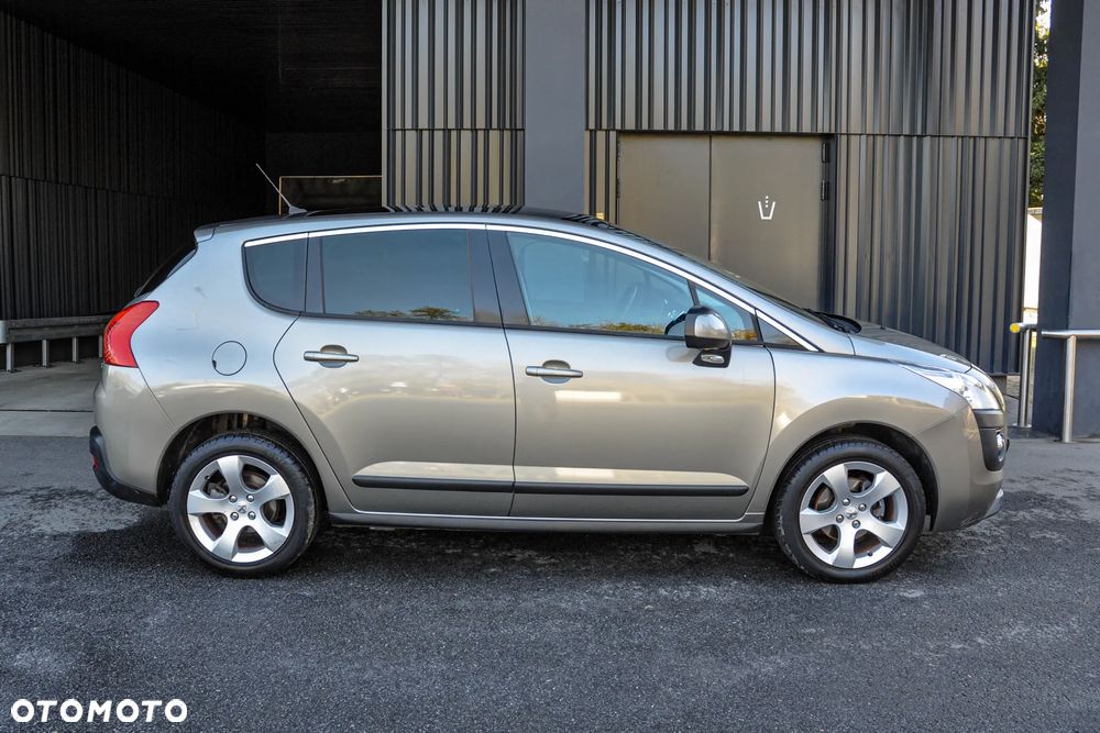 Peugeot 3008 1.6 Premium - 5