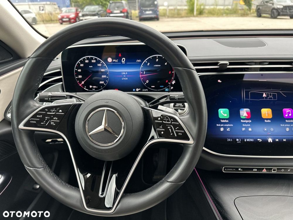 Mercedes-Benz Klasa E 220 d mHEV 4-Matic Avantgarde 9G-Tronic - 16