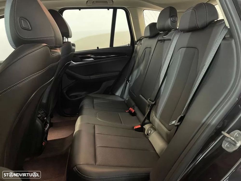 BMW X3 20 d xDrive - 12