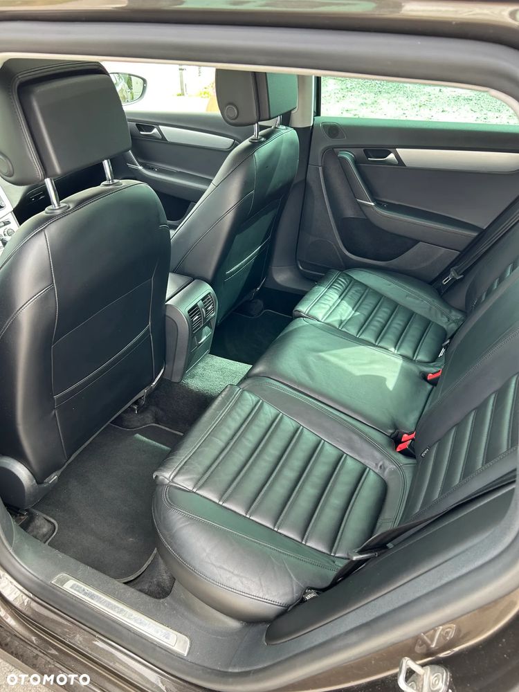 Volkswagen Passat Variant - 16