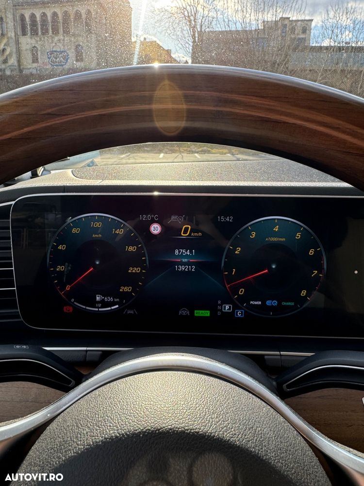 Mercedes-Benz GLE - 11