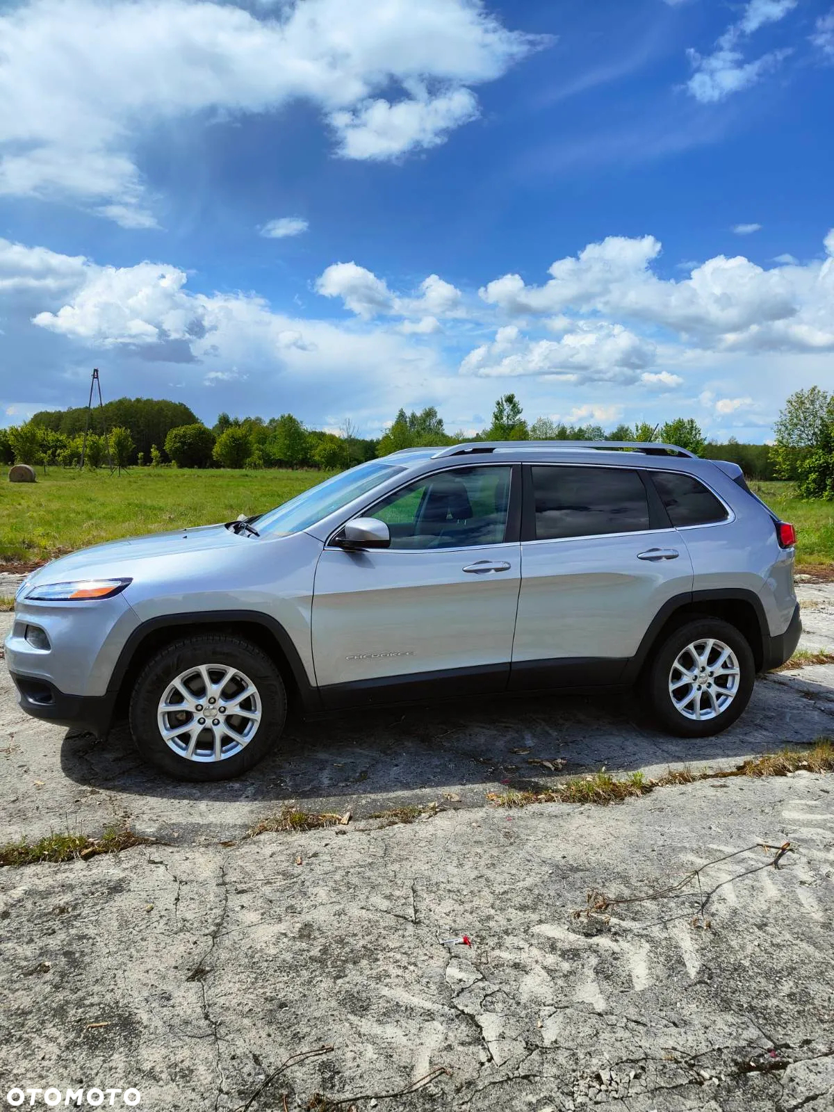 Jeep Cherokee - 2