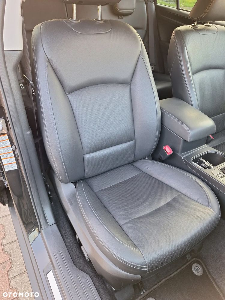 Subaru Outback 2.0D Exclusive Lineartronic - 12