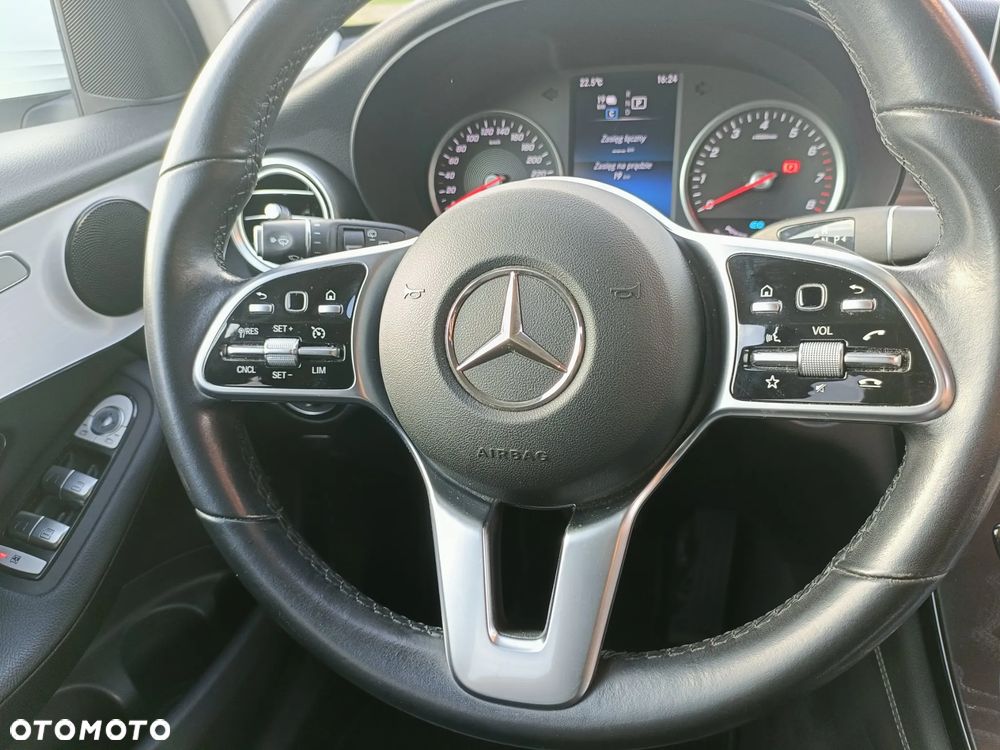 Mercedes-Benz GLC - 24