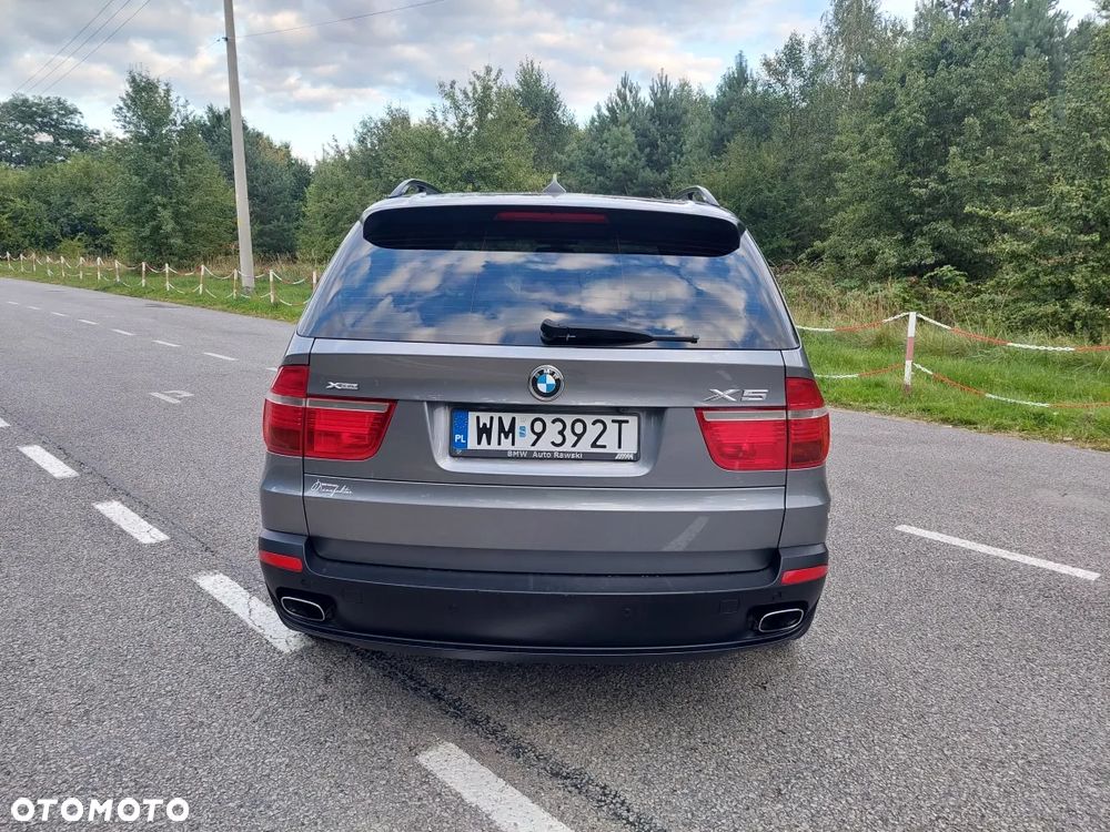BMW X5 4.8 is - 7
