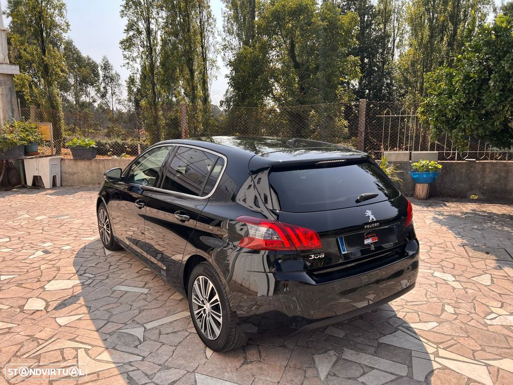 Peugeot 308 1.2 PureTech Allure - 14