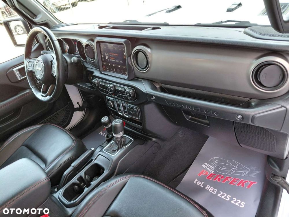 Jeep Wrangler - 14
