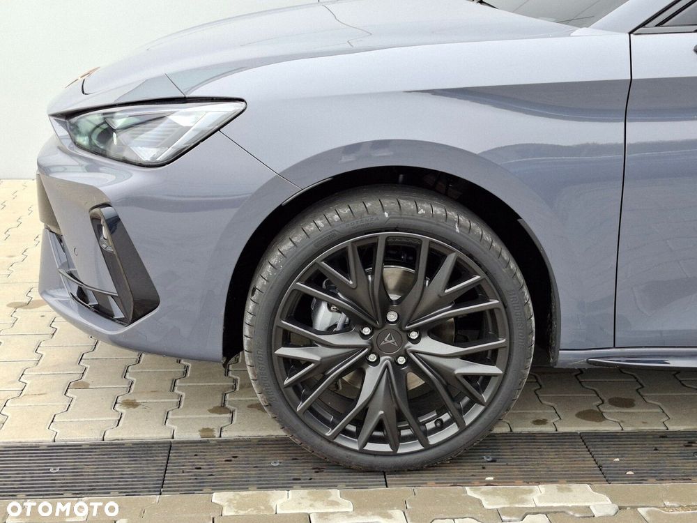 Cupra Leon 1.5 eTSI DSG - 9
