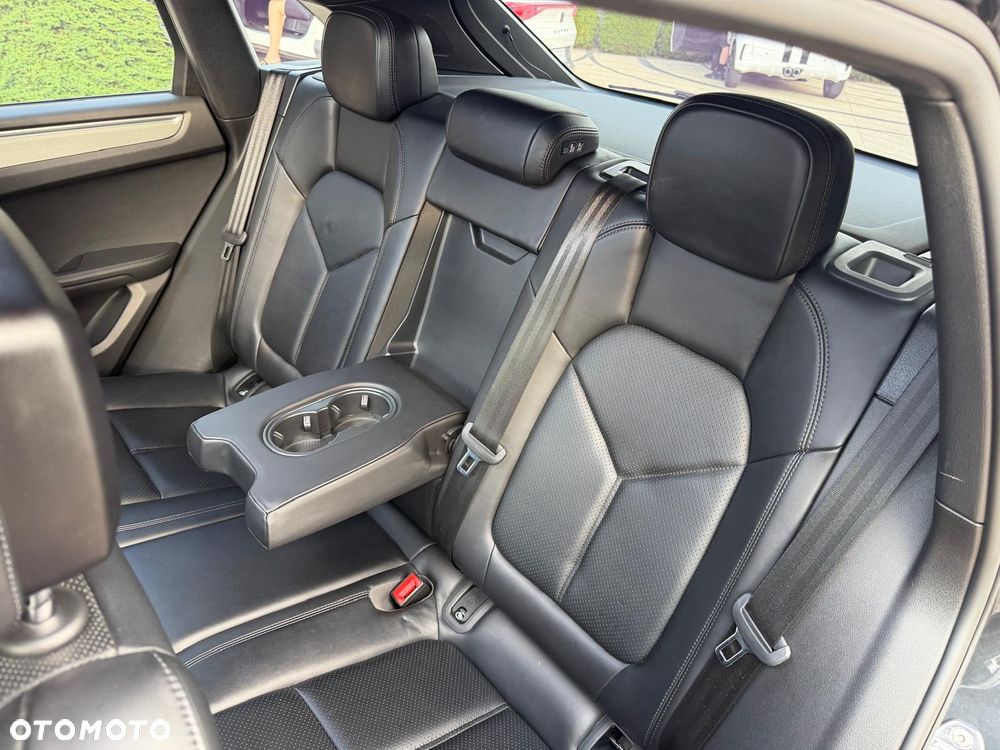 Porsche Macan S - 7