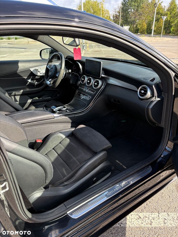Mercedes-Benz Klasa C 300 7G-TRONIC - 11