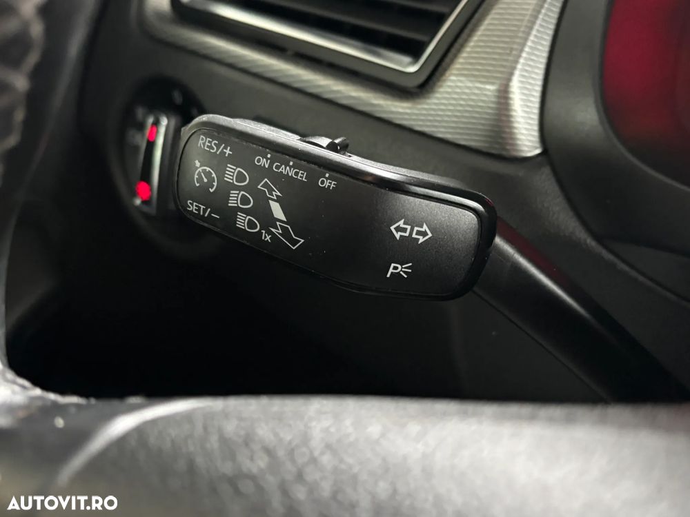 Seat Toledo 1.0 TSI Start&Stop DSG7 Style - 28