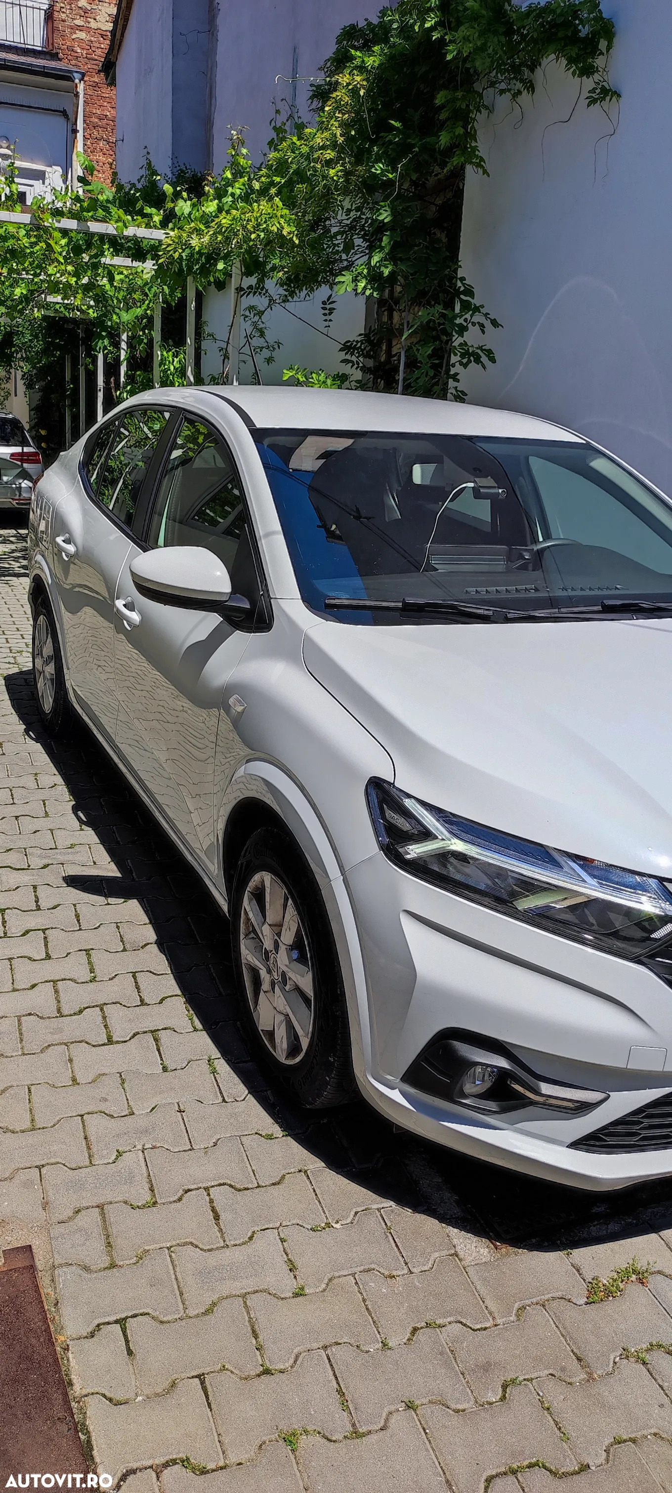 Dacia Logan TCe 90 MT6 Comfort - 4