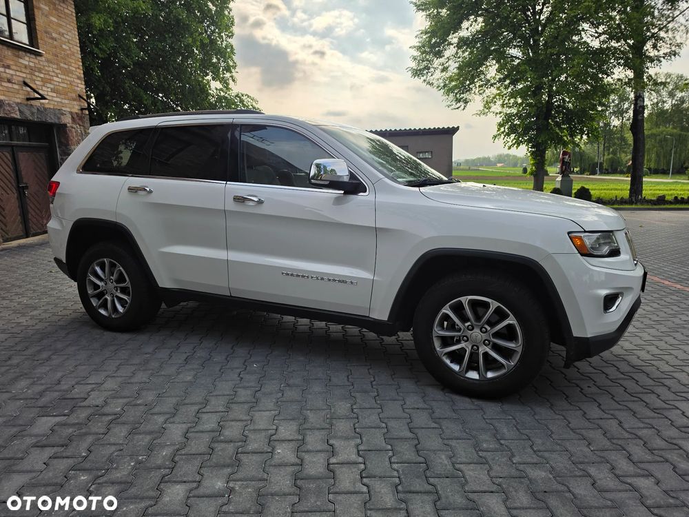 Jeep Grand Cherokee - 11