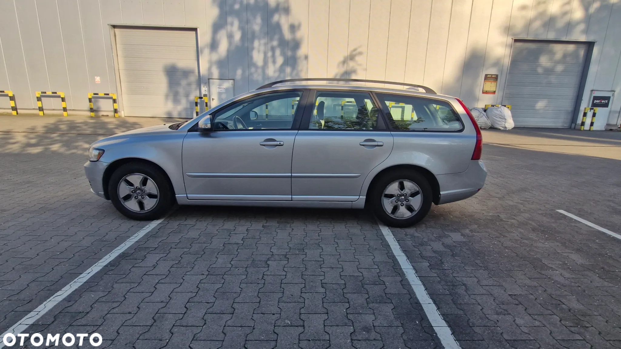 Volvo V50 1.6D DPF DRIVe Momentum - 6
