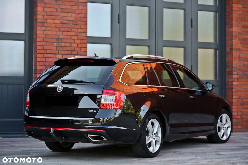 Skoda Octavia 2.0 TDI DSG RS - 15