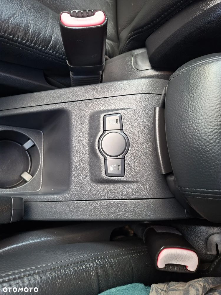 Chevrolet Captiva 2.4 4WD 7 Sitzer LT - 13