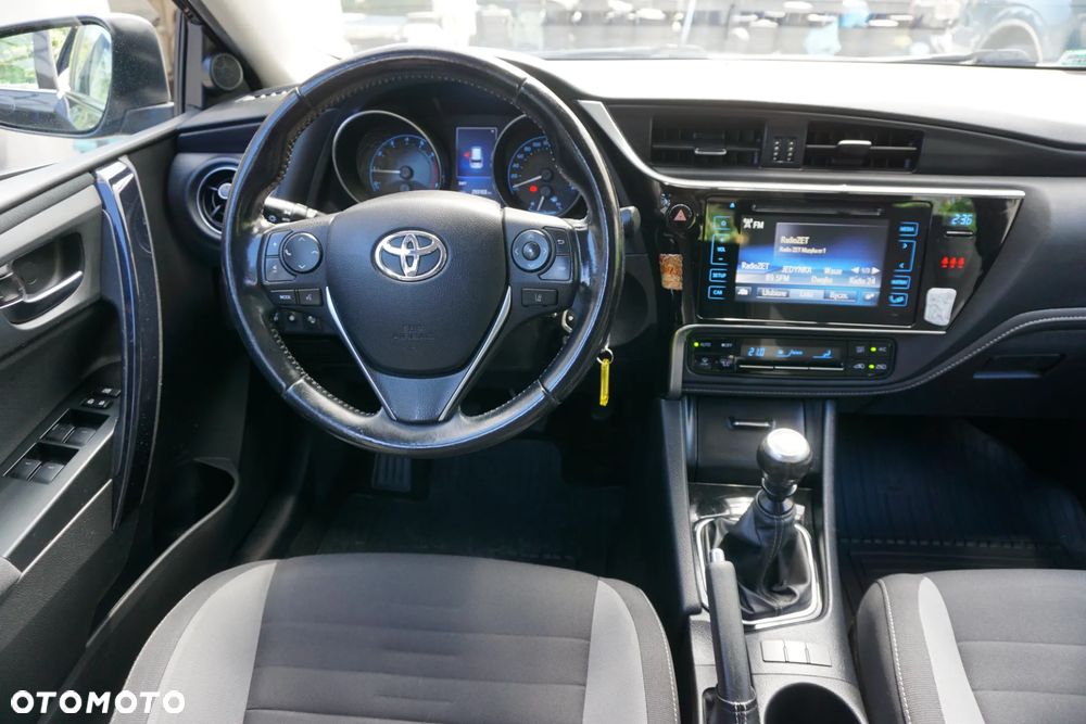 Toyota Auris 1.6 Comfort - 13