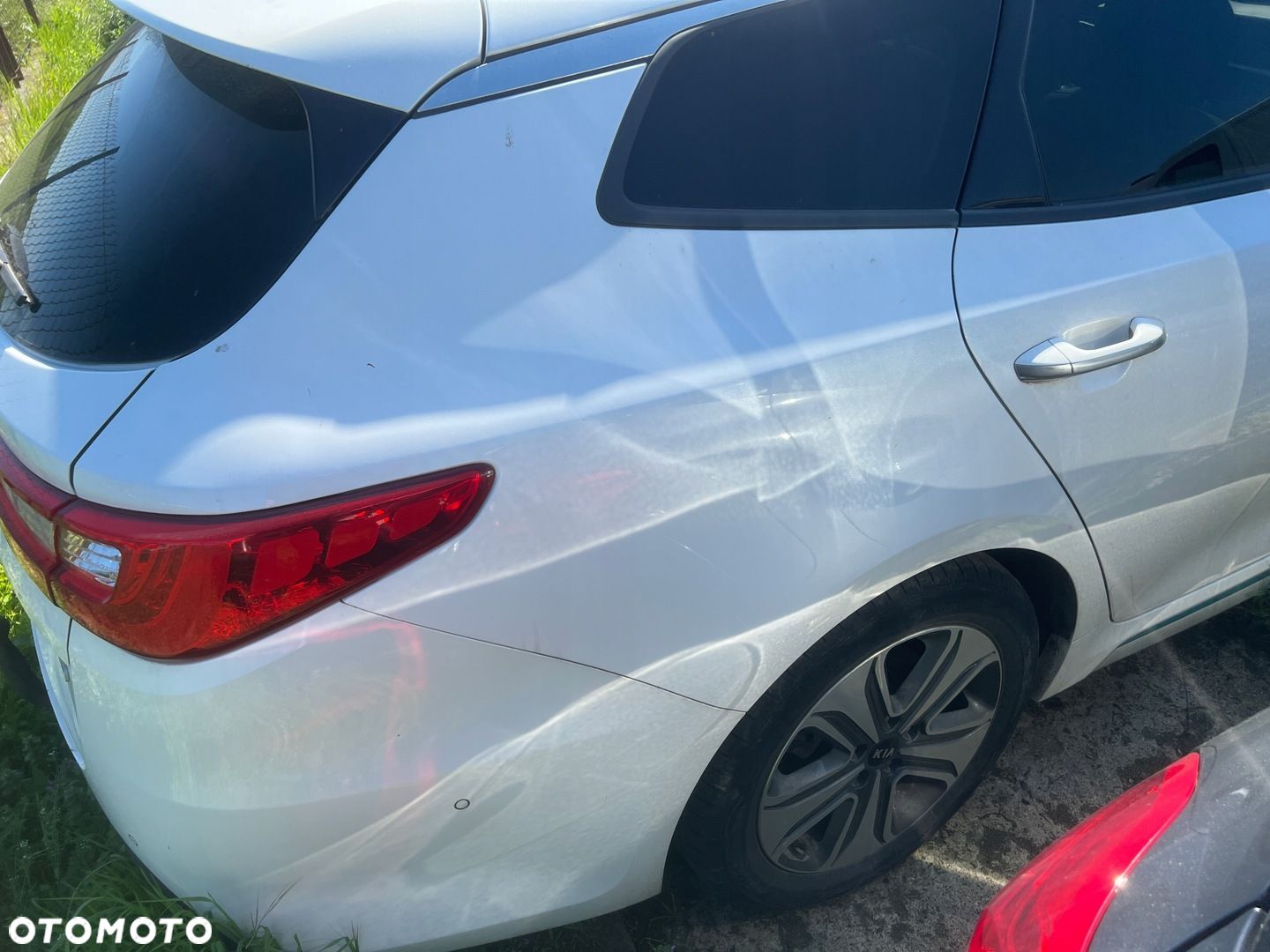 KIA OPTIMA IV KOMBI 15-20 BŁOTNIK ĆWIARTKA PRAWA PRAWY TYŁ KOLOR SWP - 1