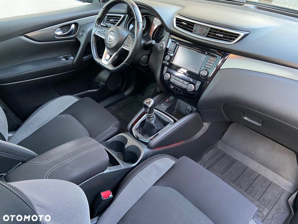 Nissan Qashqai 1.5 dCi N-Connecta EU6 - 31