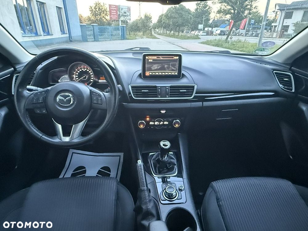 Mazda 3 - 5