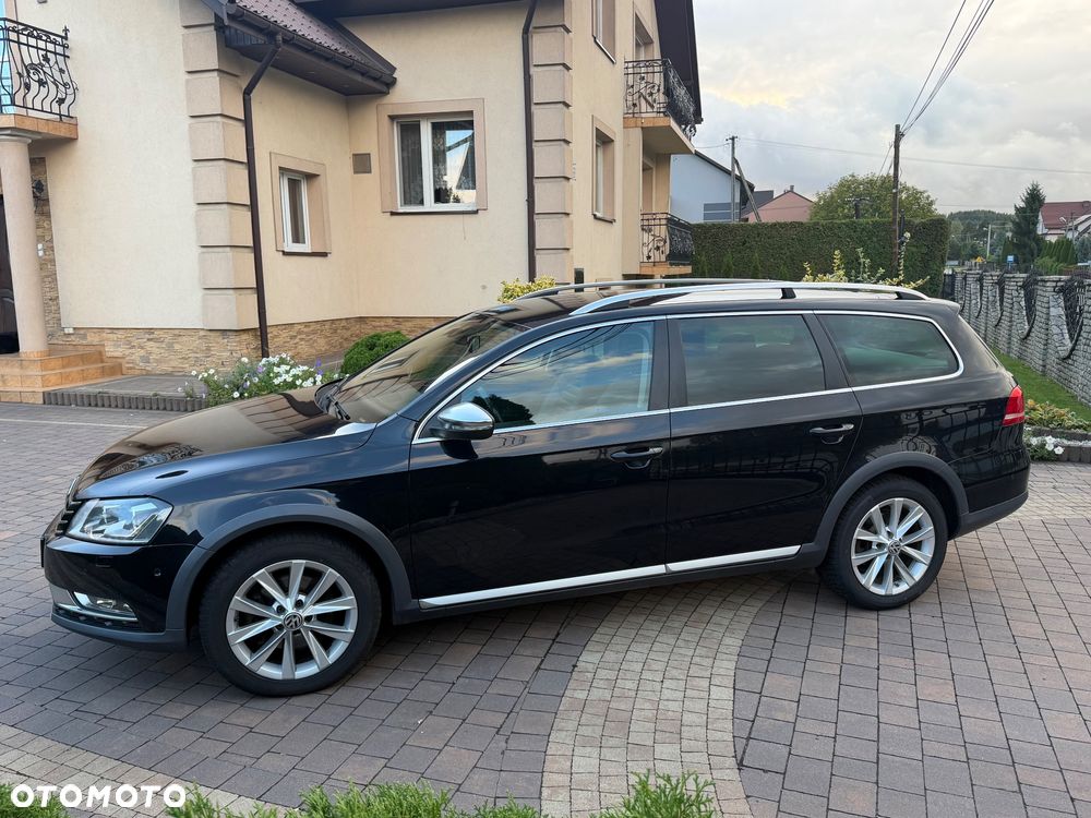 Volkswagen Passat Alltrack 2.0 TDI 4Motion DSG BlueMotion Tec - 2