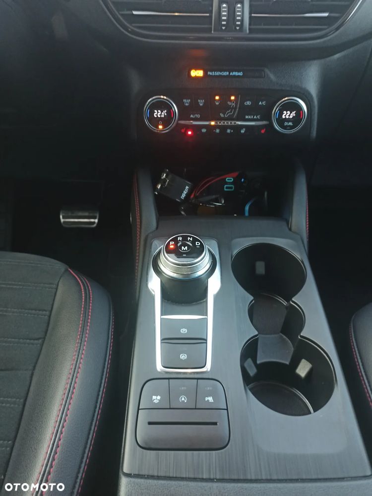 Ford Kuga 2.0 EcoBlue 4x4 ST-LINE X - 16