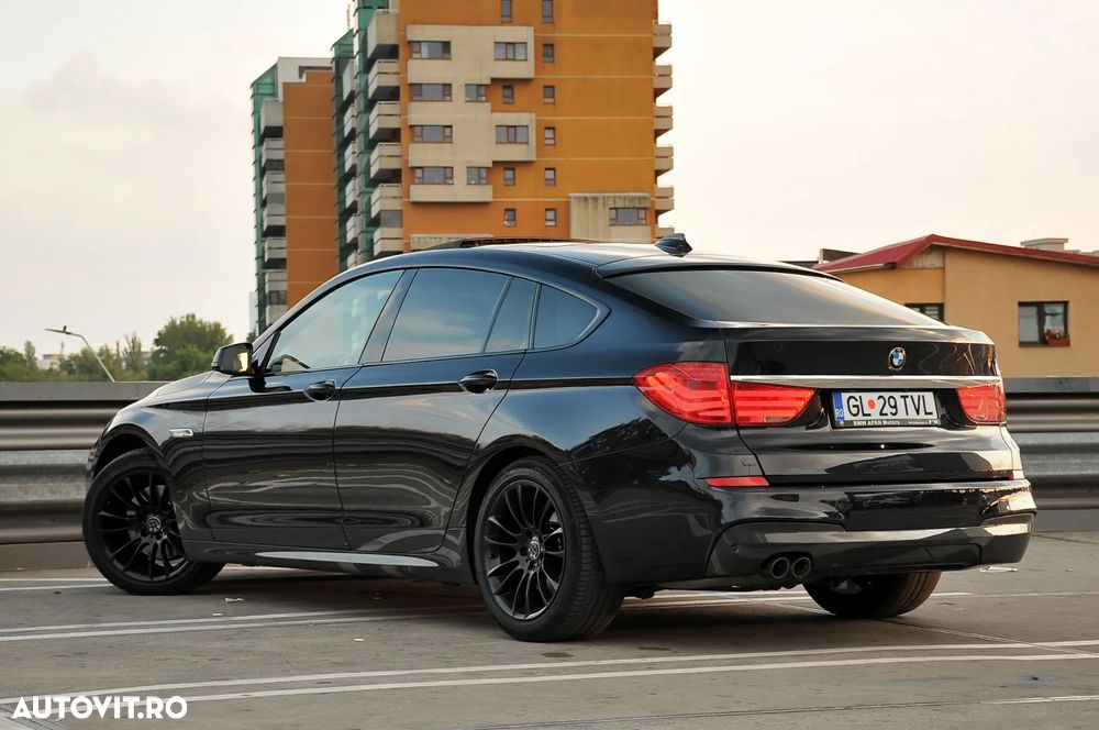 BMW Seria 5 530d xDrive Touring - 6