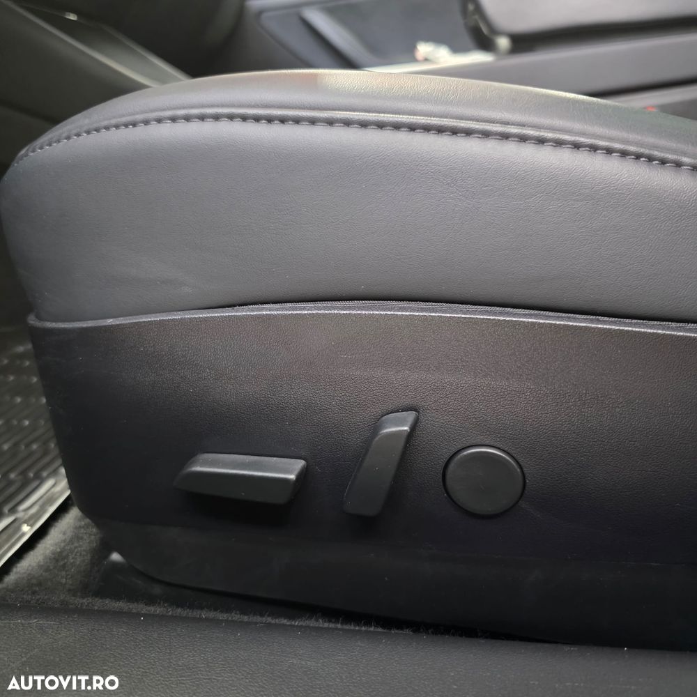 Tesla Model 3 - 19