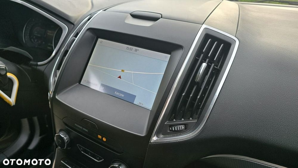 Ford S-Max - 22