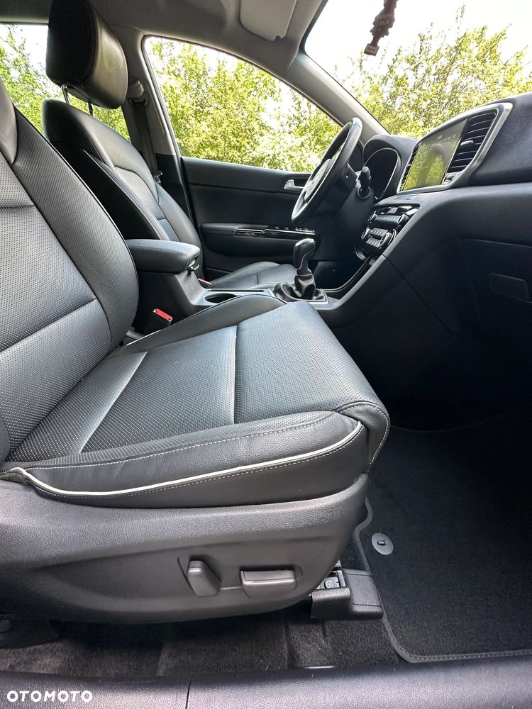Kia Sportage 1.6 GDI 2WD Black Edition - 16