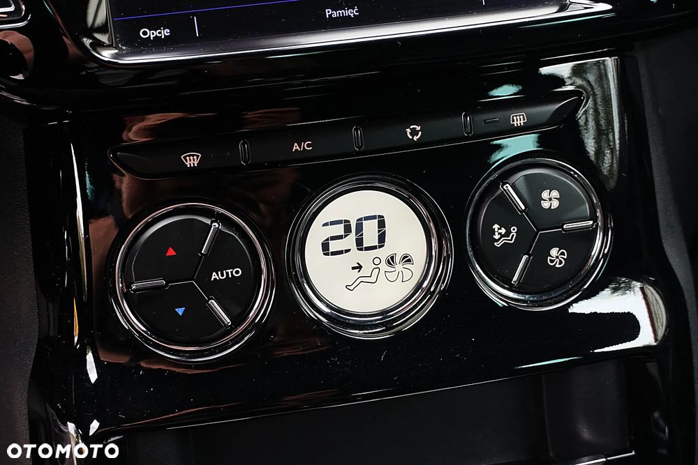 DS Automobiles DS 3 - 30