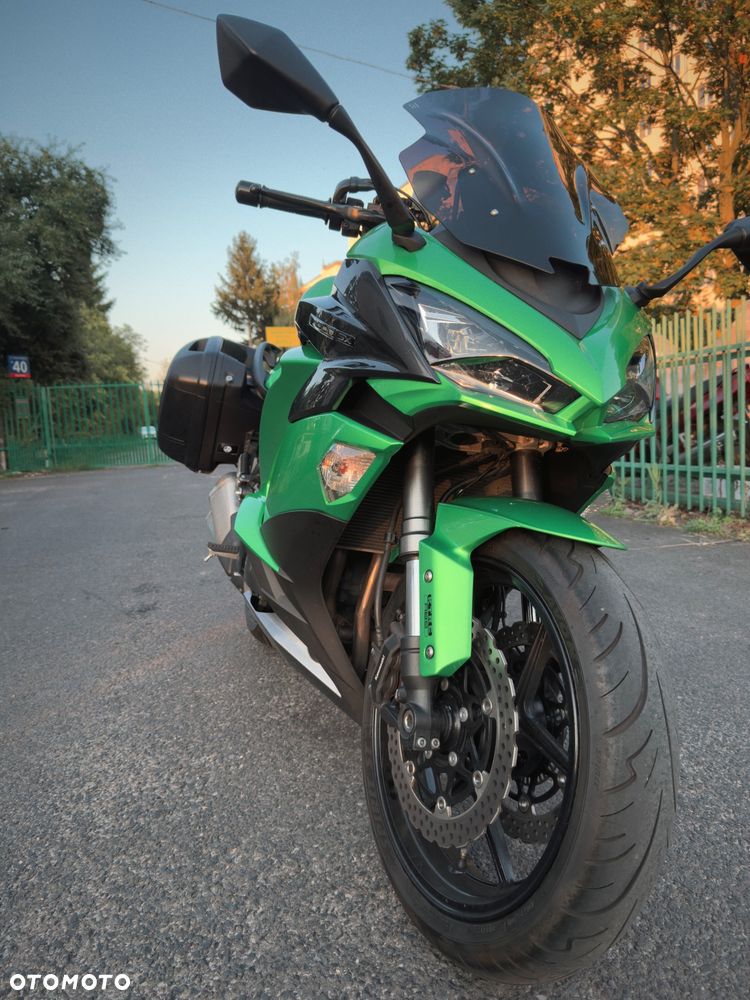 Kawasaki Ninja 1000 SX - 34