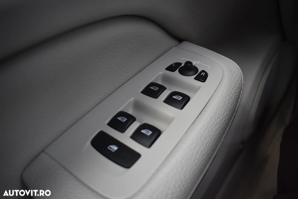 Volvo S60 T5 Inscription - 16