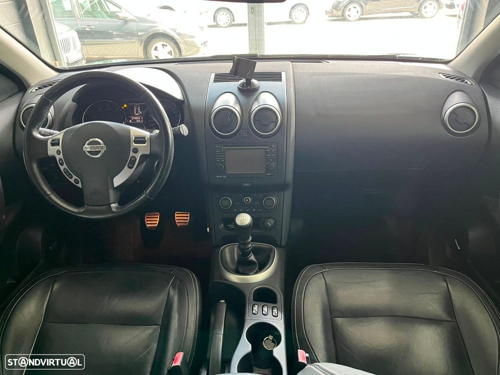 Nissan Qashqai 1.6 dCi Tekna Premium 18 360 - 8