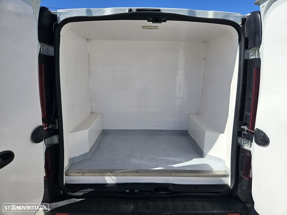 Renault Trafic 1.6 dCi - Caixa Isotérmica e Motor de Frio - 13