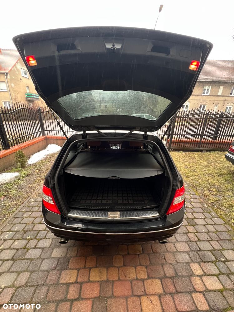 Mercedes-Benz Klasa C - 23